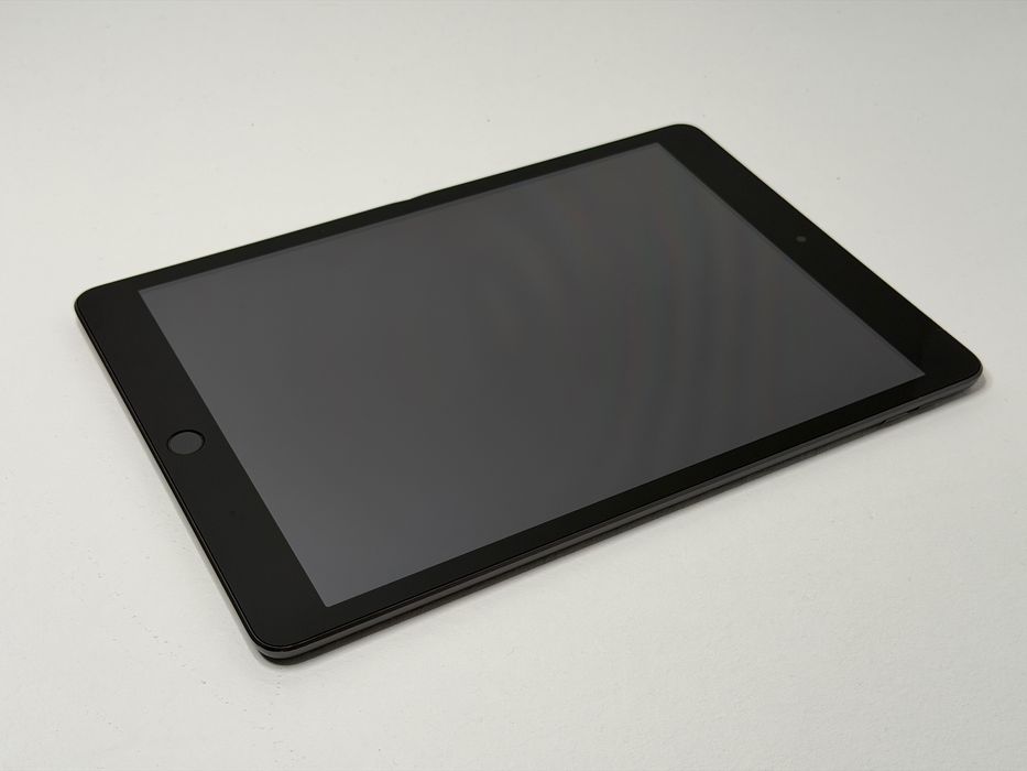 iPad 9. gen. (A2602) - 64GB - faktura VAT 23%