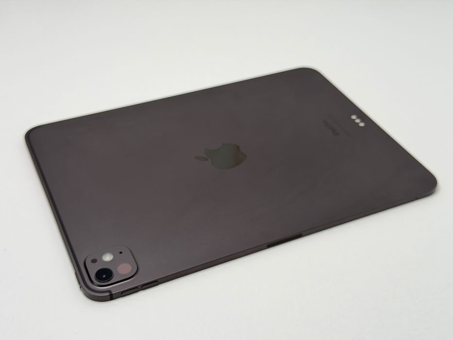 iPad Pro 11 5. gen. (A2836) - Apple M4 - zbity - faktura VAT 23%