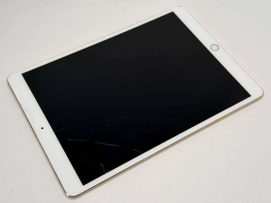 iPad Pro 10.5 (A1701) - 256GB - pęknięty - faktura VAT 23%