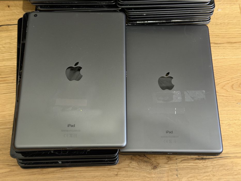 iPad 8. gen. (A2270) - zbite szybki - faktura VAT 23%