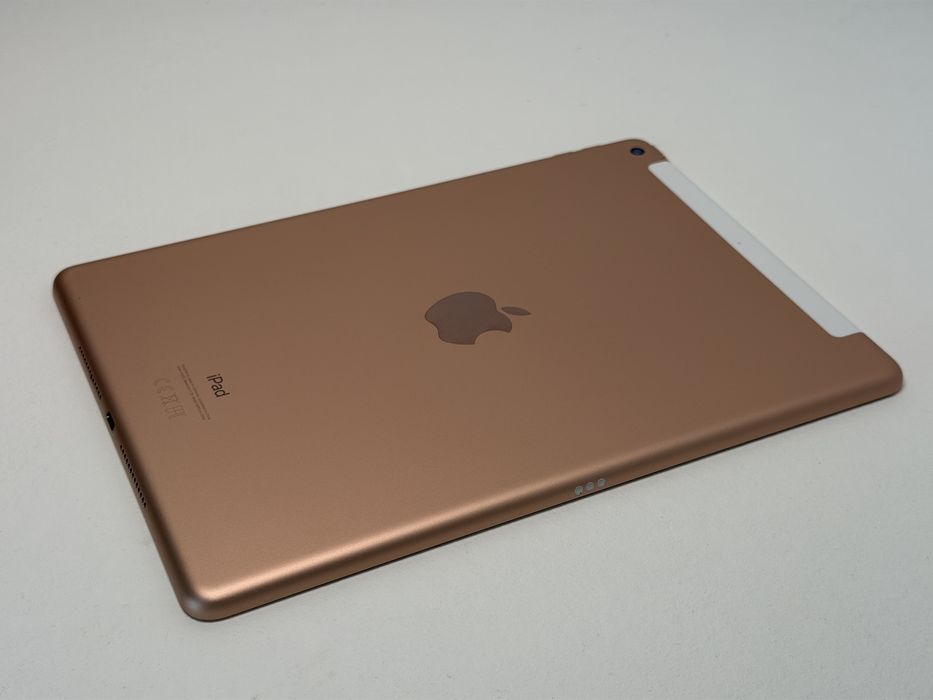 iPad 8. gen. (A2429) - 32GB - Cellular (LTE) - Gold - faktura VAT 23%