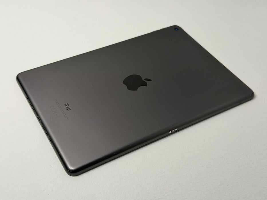 iPad 9. gen. (A2602) - 64GB - faktura VAT 23%