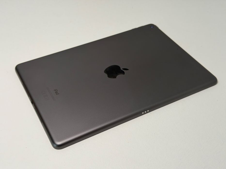 iPad 8. gen. (A2270) - 32GB - zbity - faktura VAT 23%