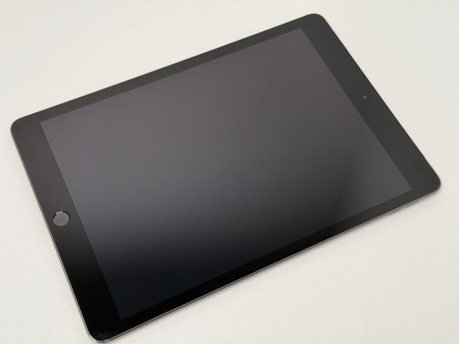 iPad 8. gen. (A2429) - 32GB - Cellular (LTE) - Space Gray - faktura VAT 23%
