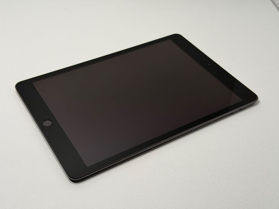 iPad 8. gen. (A2270) - 32GB - faktura VAT 23%