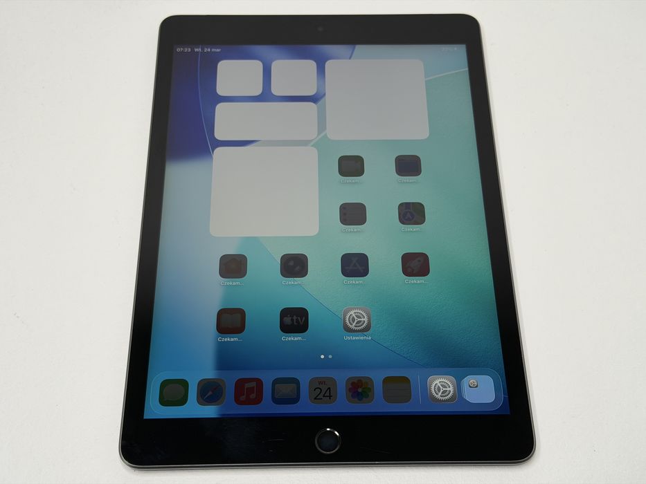iPad 9. gen. (A2604) - 64GB - Cellular (LTE) - faktura VAT 23%