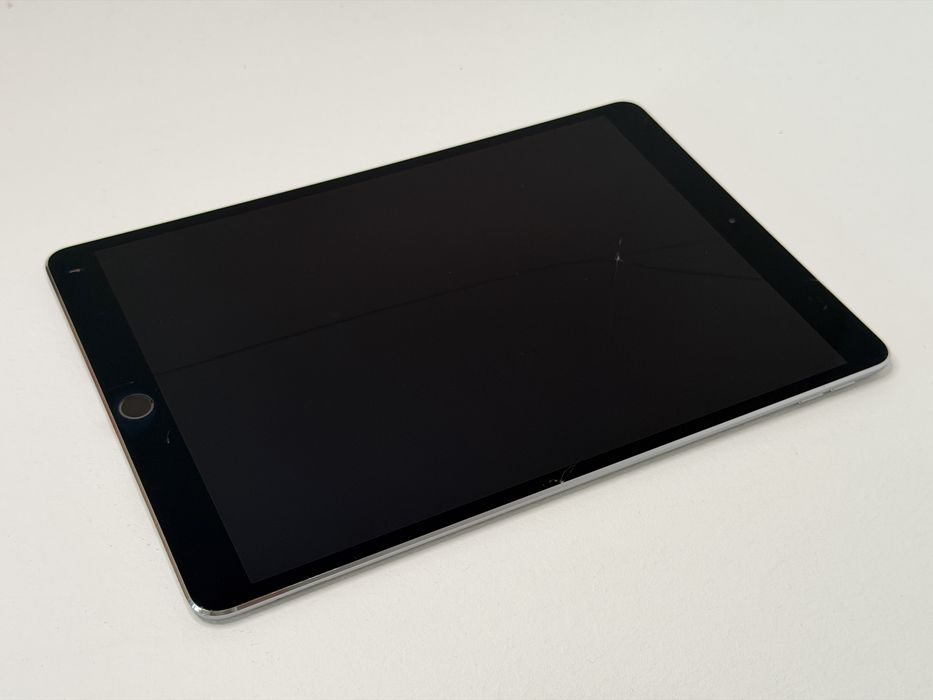 iPad Pro 10.5 (A1709) - 64GB - Cellular - pęknięty - faktura VAT 23%