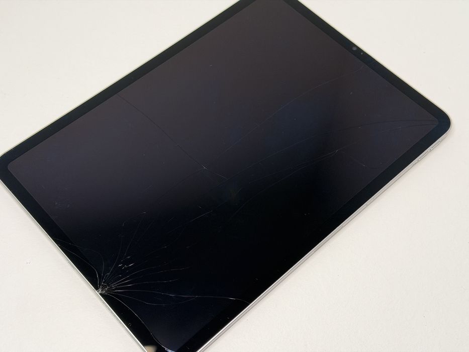 iPad Pro 11 4. gen. (A2435) - Apple M2 - zbity - faktura VAT 23%