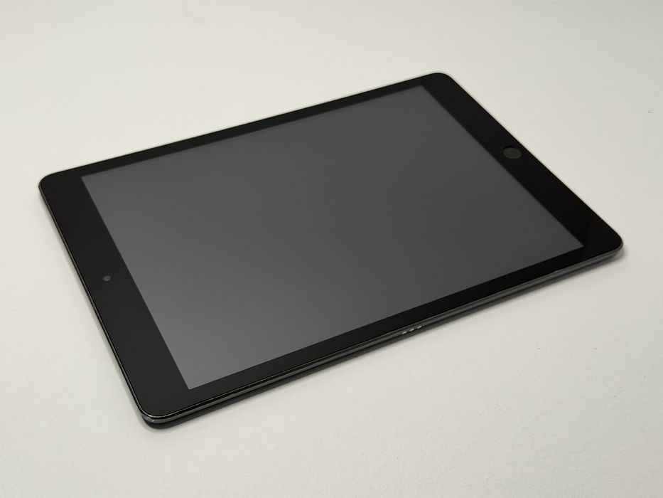 iPad 9. gen. (A2602) - 64GB - faktura VAT 23%