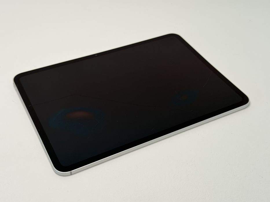 iPad Pro 11 5. gen. (A2836) - Apple M4 - pęknięty - faktura VAT 23%