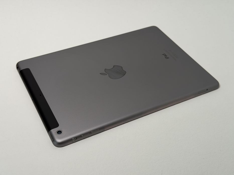 iPad Air 1 (A1475) - 32GB - Cellular (LTE) - faktura VAT 23%