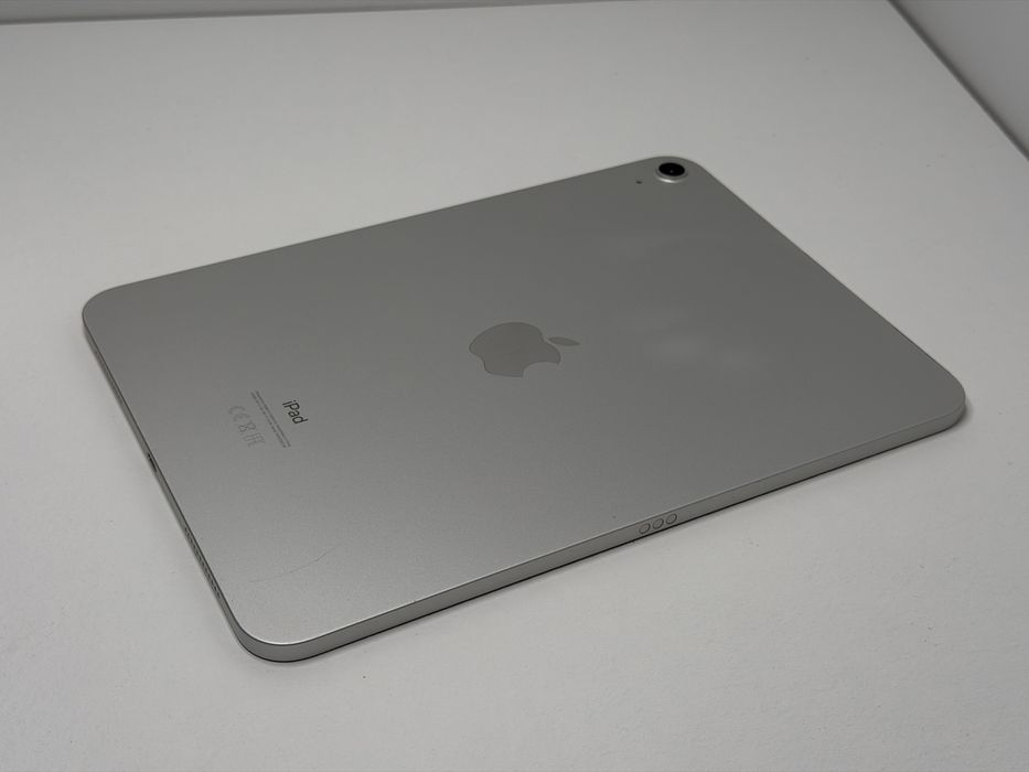 iPad 10. gen. (A2696) - 64GB - Silver - faktura VAT 23%