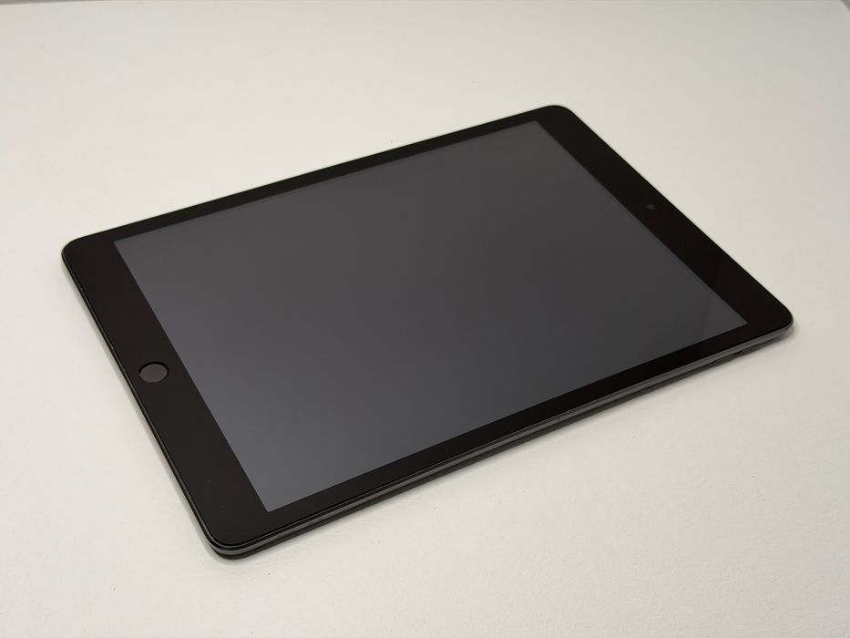 iPad 9. gen. (A2602) - 64GB - faktura VAT 23%