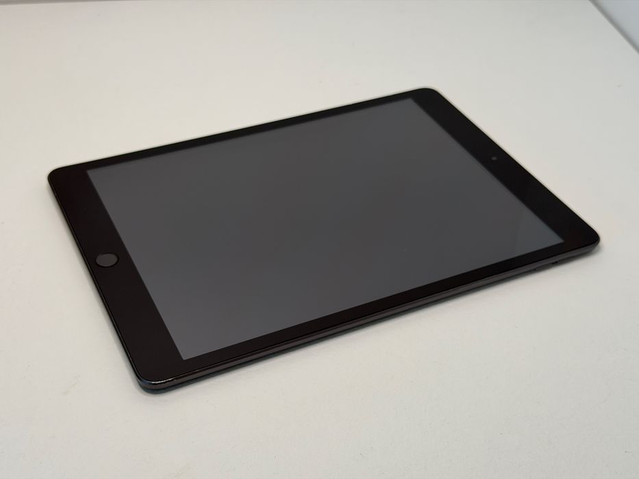 iPad 8. gen. (A2270) - 32GB - Space Gray - faktura VAT 23%
