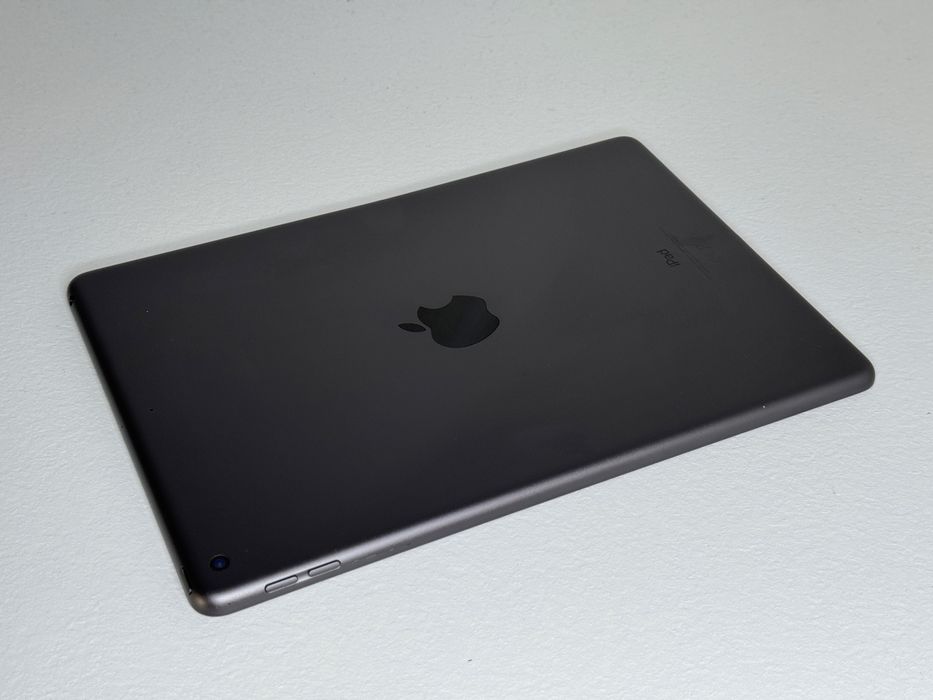 iPad 9. gen. (A2602) - 256GB - faktura VAT 23%