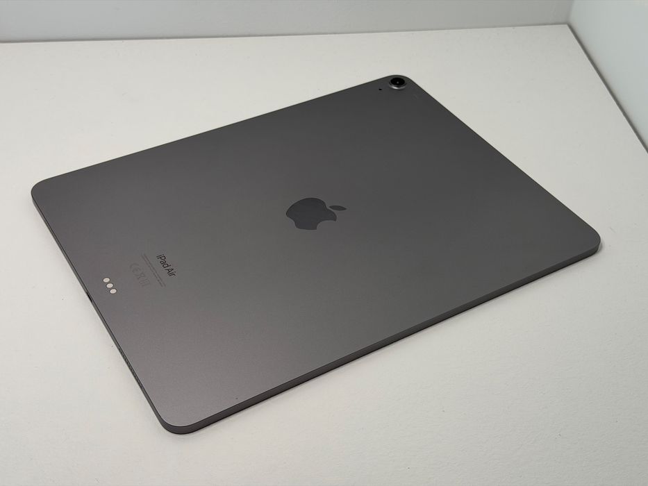 iPad Air 6 13 (A2898) - 128GB - Apple M2 - wada - faktura VAT 23%