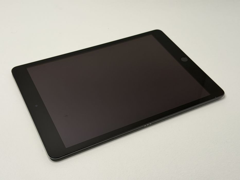 iPad 9. gen. (A2602) - 64GB - faktura VAT 23%