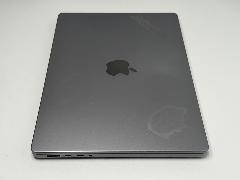 MacBook Pro 14 (A2442) - M1 Pro/16GB/512GB - faktura VAT 23%