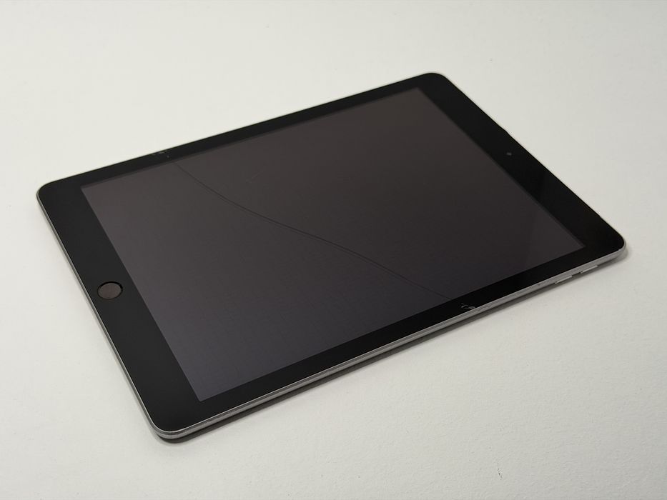 iPad 5 (A1823) - 128GB - Cellular (LTE) - faktura VAT 23%