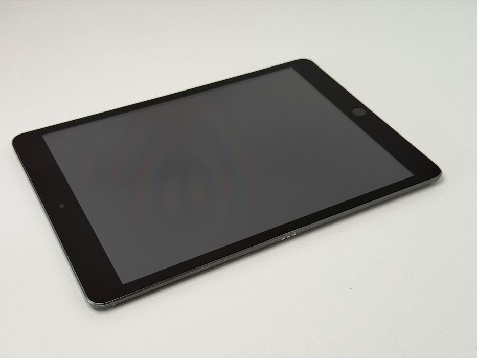 iPad 9. gen. (A2602) - 64GB - faktura VAT 23%