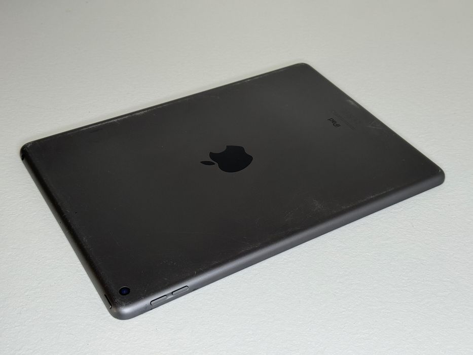 iPad 8. gen. (A2270) - 32GB - faktura VAT 23%