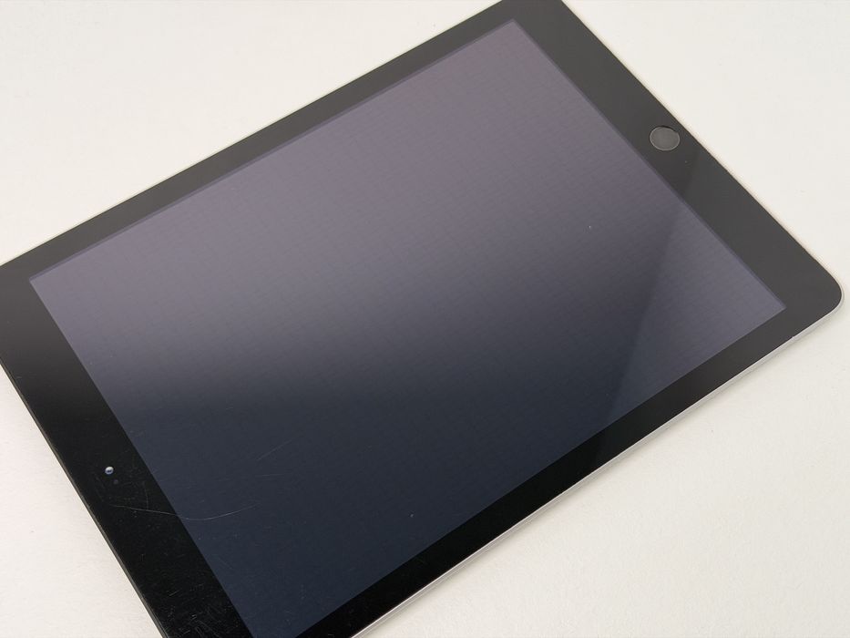 iPad 5 (A1823) - 128GB - Cellular (LTE) - faktura VAT 23%