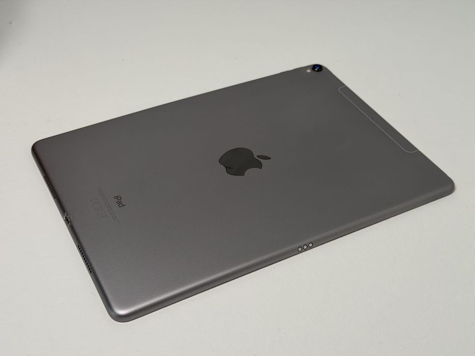 iPad Pro 10.5 (A1709) - 64GB - Cellular (LTE) - faktura VAT 23%