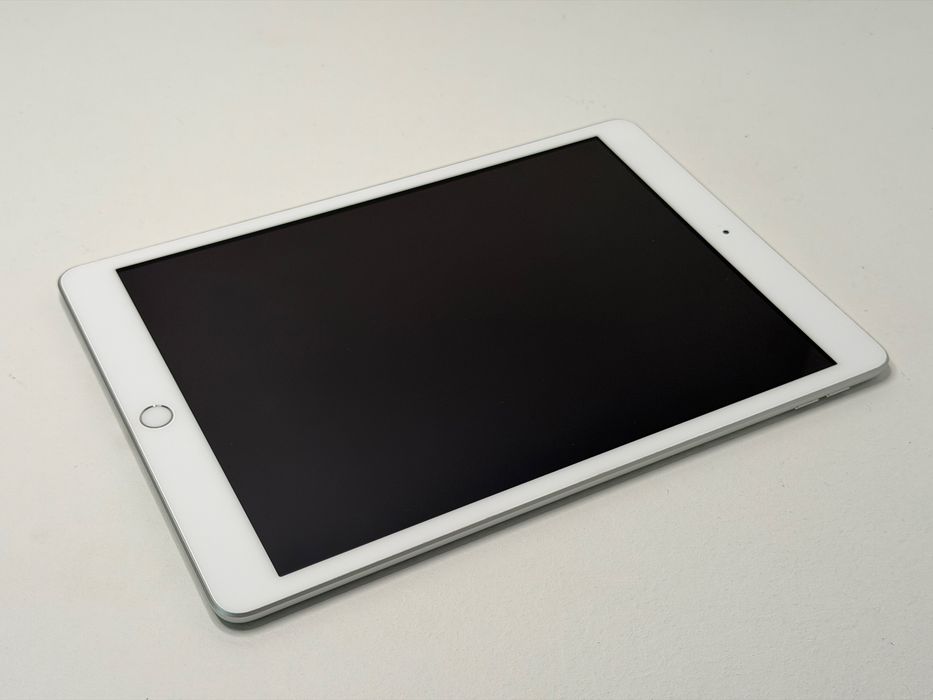 iPad 8. gen. (A2270) - 32GB - faktura VAT 23%
