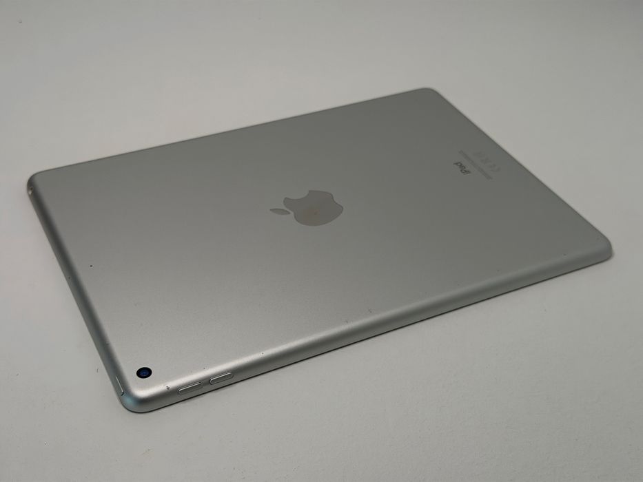 iPad 8. gen. (A2270) - 32GB - Silver - faktura VAT 23%