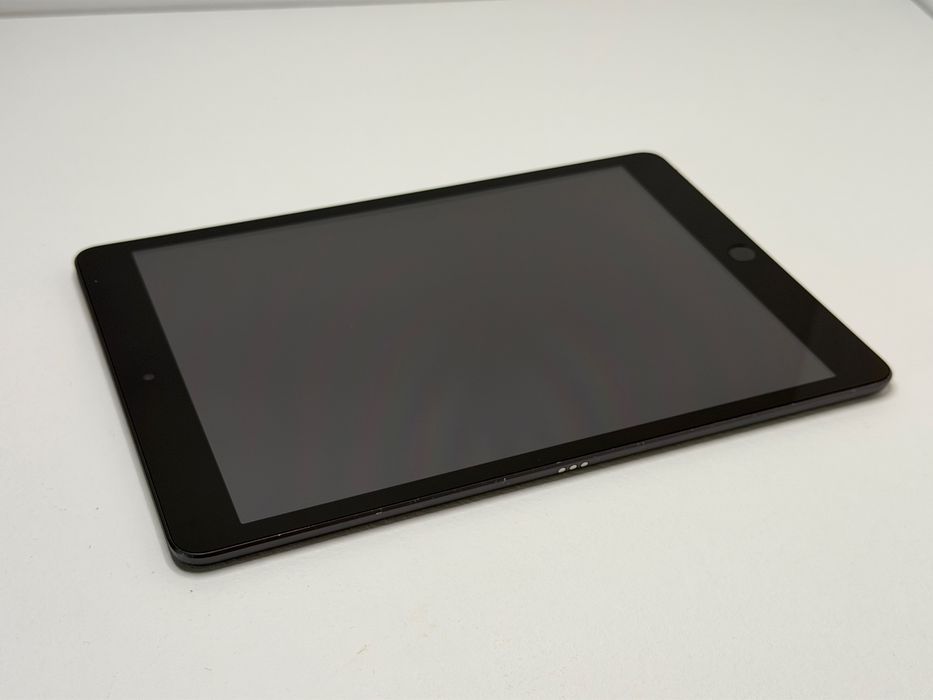 iPad 9. gen. (A2602) - 64GB - Space Gray - faktura VAT 23%