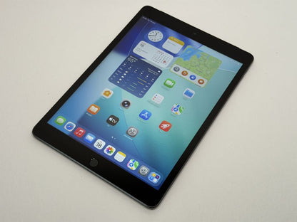iPad 9. gen. (A2603) - 64GB - Cellular (LTE) - Space Gray - faktura VAT 23%