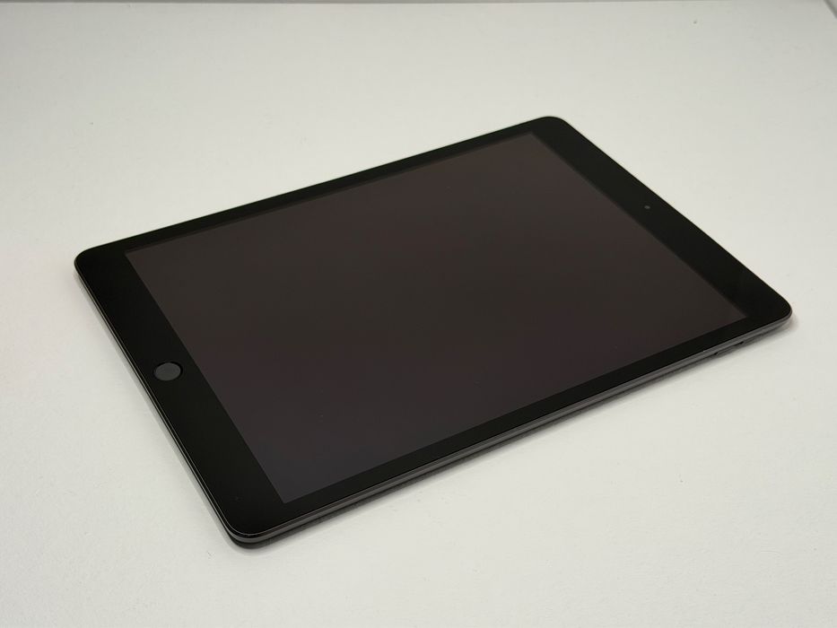 iPad 8. gen. (A2270) - 32GB - faktura VAT 23%