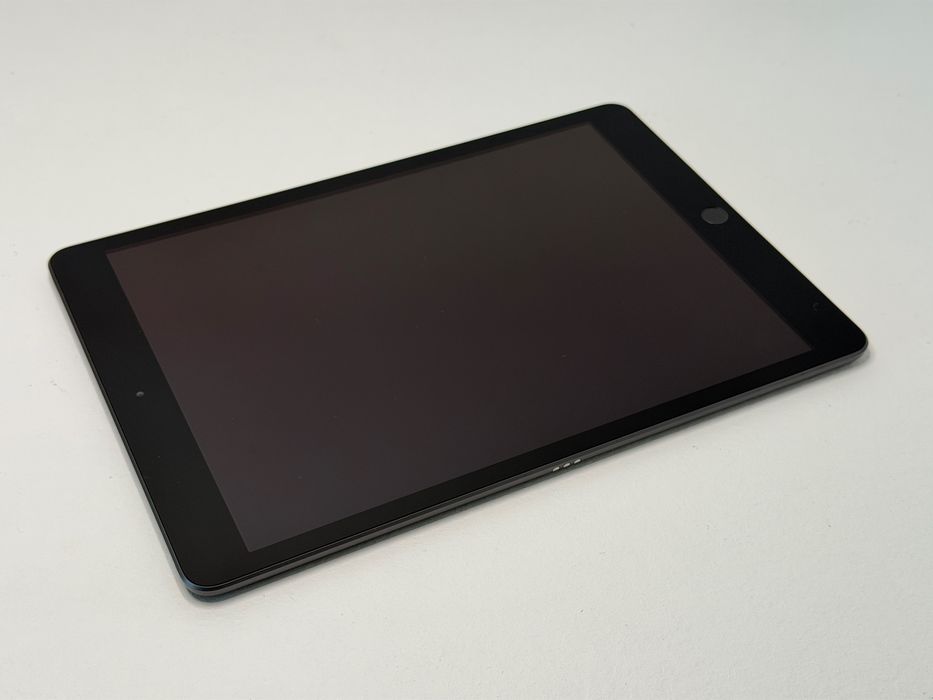 iPad 8. gen. (A2270) - 32GB - faktura VAT 23%
