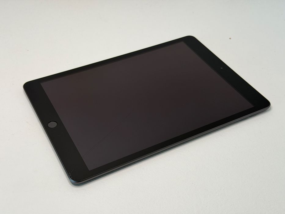 iPad 8. gen. (A2270) - 32GB - faktura VAT 23%