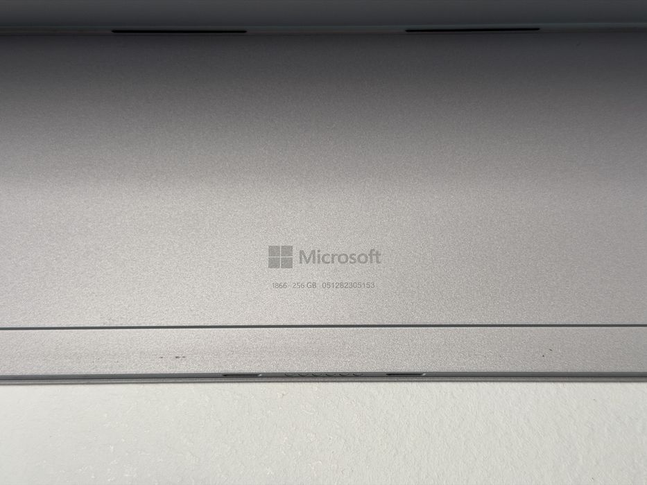 Microsoft Surface Pro 7 (1866) - i5/8GB/256GB - wada - faktura VAT 23%