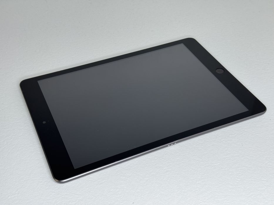iPad 9. gen. (A2602) - 256GB - faktura VAT 23%