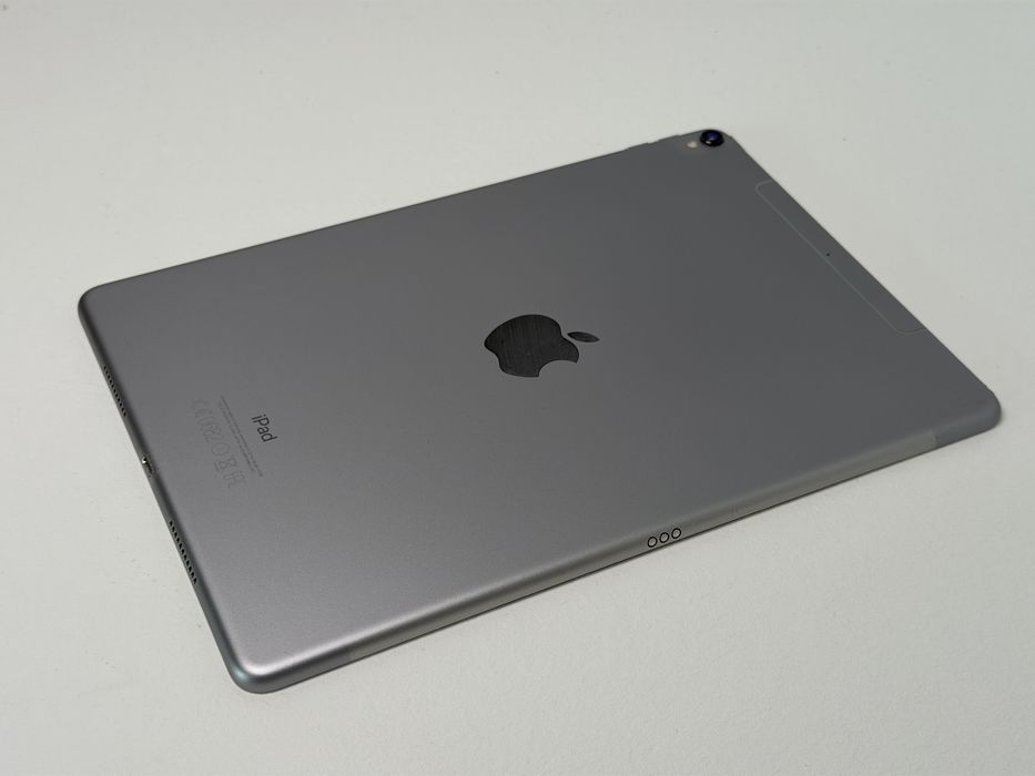 iPad Pro 10.5 (A1709) - 64GB - Cellular - pęknięty - faktura VAT 23%