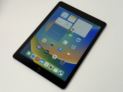 iPad 5 (A1823) - 128GB - Cellular (LTE) - faktura VAT 23%