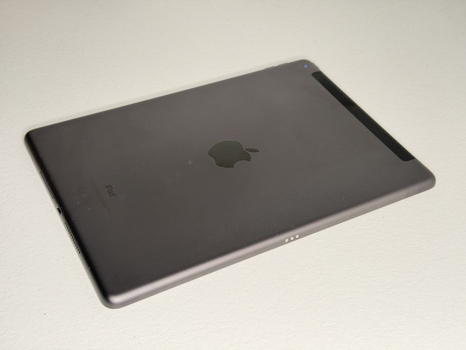 iPad 7. gen. (A2198) - 128GB - Cellular (LTE) - faktura VAT 23%