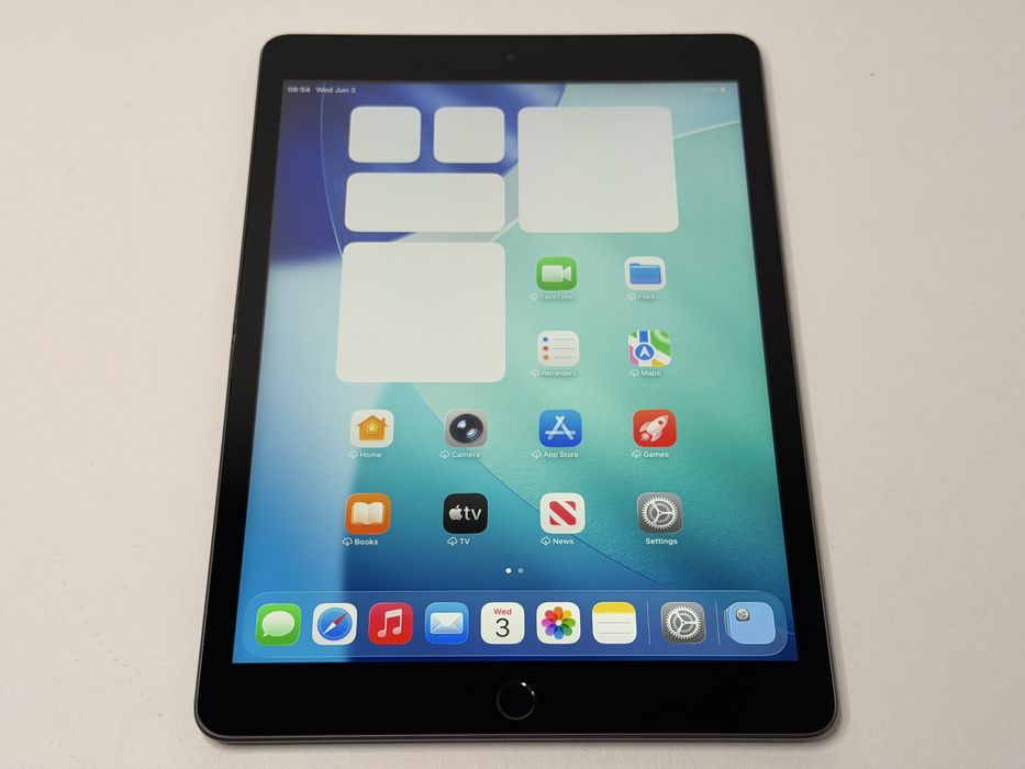 iPad 9. gen. (A2602) - 64GB - faktura VAT 23%