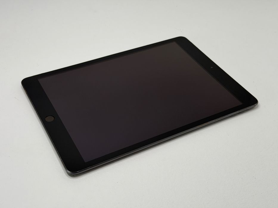 iPad 8. gen. (A2270) - 32GB - faktura VAT 23%