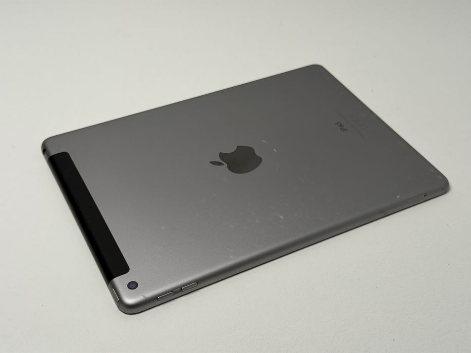 iPad 6 (A1954) - 32GB - Cellular (LTE) - faktura VAT 23%
