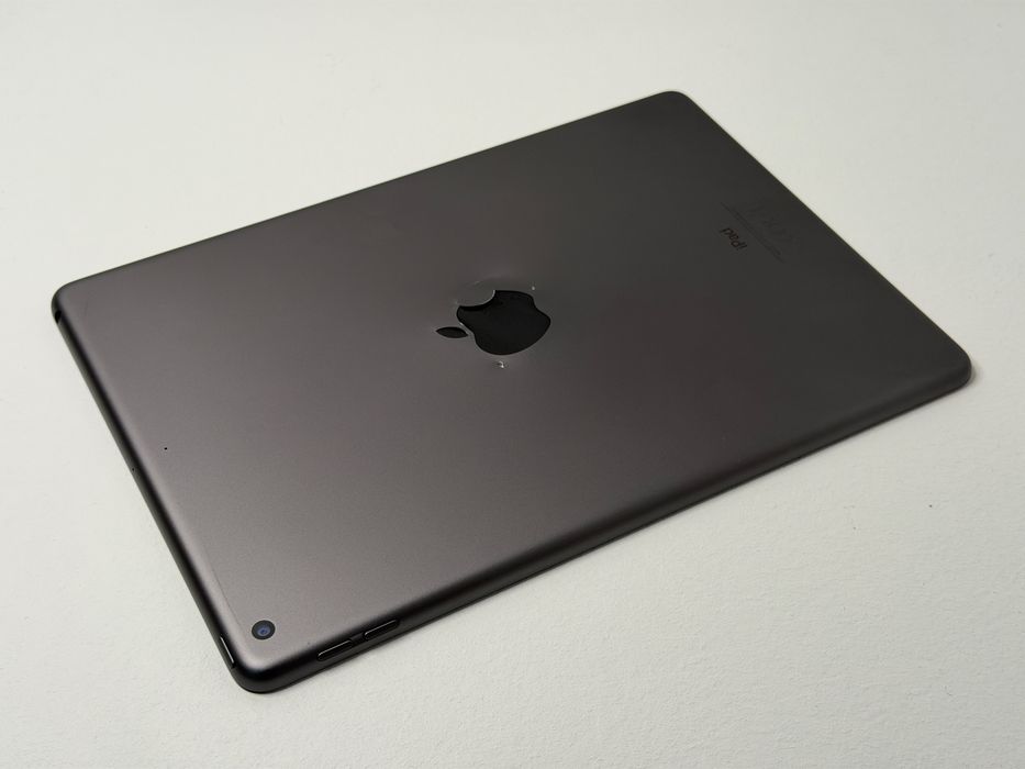 iPad 9. gen. (A2602) - 64GB - faktura VAT 23%