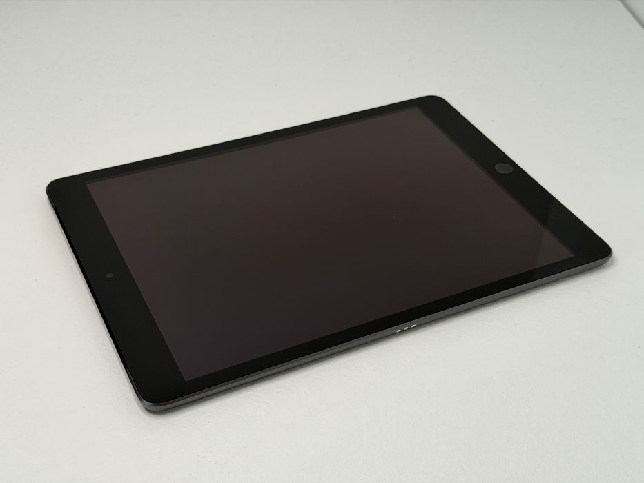 iPad 9. gen. (A2603) - 64GB - Cellular (LTE) - faktura VAT 23%