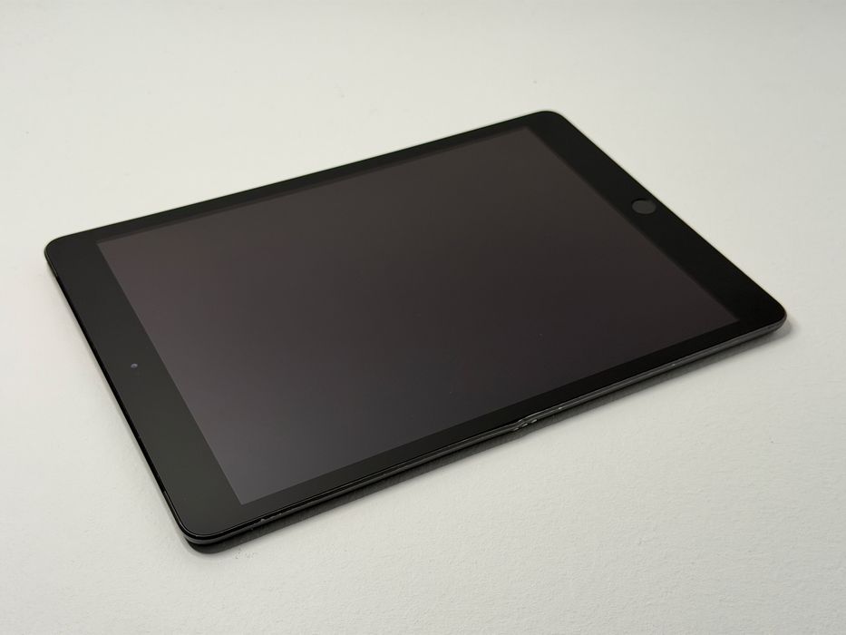 iPad 8. gen. (A2429) - 128GB - Cellular (LTE) - faktura VAT 23%