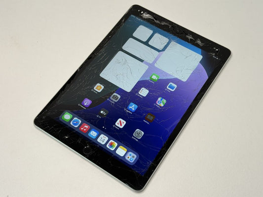iPad 9. gen. (A2602) - 64GB - zbity - faktura VAT 23%