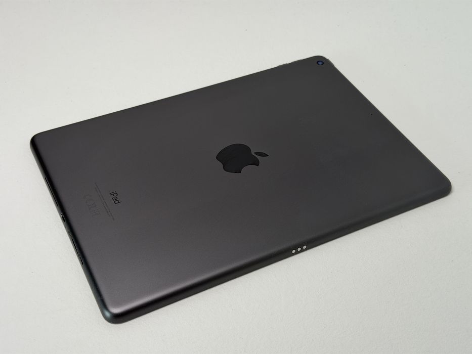 iPad 9. gen. (A2602) - 64GB - faktura VAT 23%