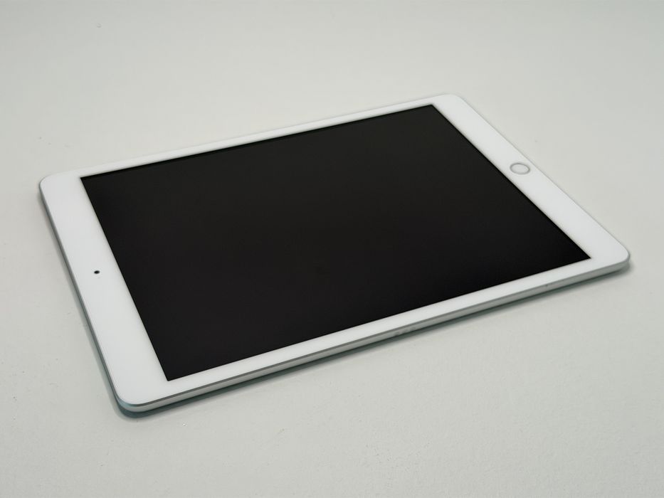 iPad 8. gen. (A2270) - 32GB - Silver - faktura VAT 23%