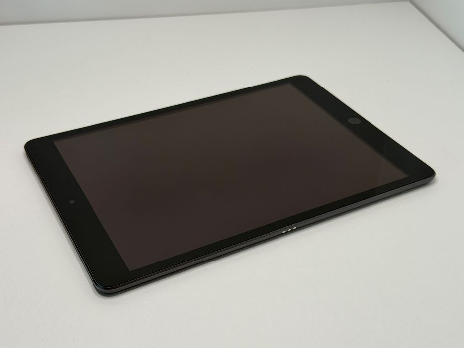 iPad 9. gen. (A2602) - 64GB - Space Gray - faktura VAT 23%