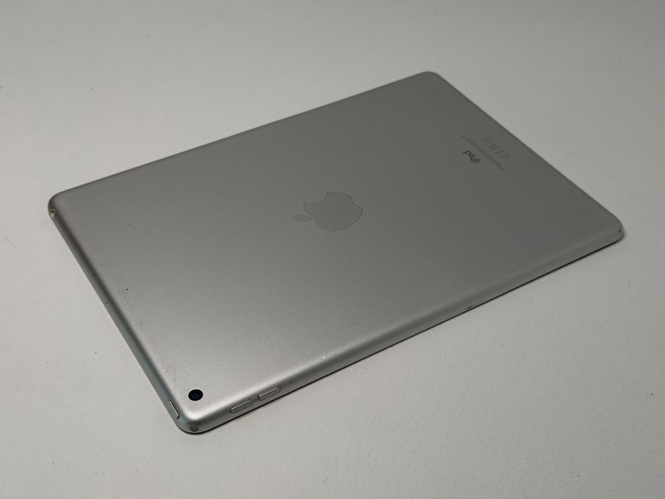 iPad 9. gen. (A2602) - 64GB - zbity - faktura VAT 23%